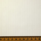 Polyester fines rayures ton sur ton blanc cassé