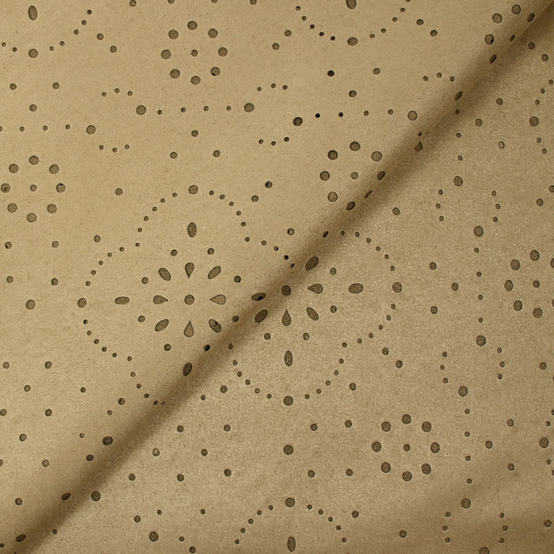 Suédine perforée trèfle beige