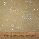 Suédine perforée trèfle beige