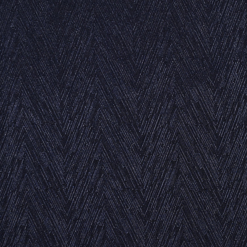 Polyester fin satiné chevrons hachurés bleu nuit