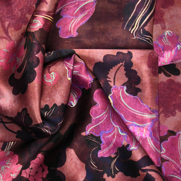 Satin de soie imprimé Milan fleurs magenta fond violet
