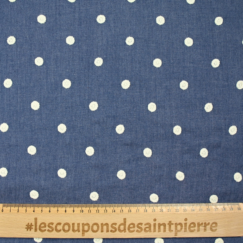 Botón de flores bordados de algodón Chambray