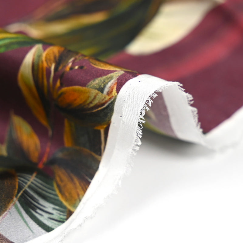 Satin de soie imprimé fleurs géantes fond violet