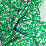 Microfibre imprimée polyester fleurs fond vert