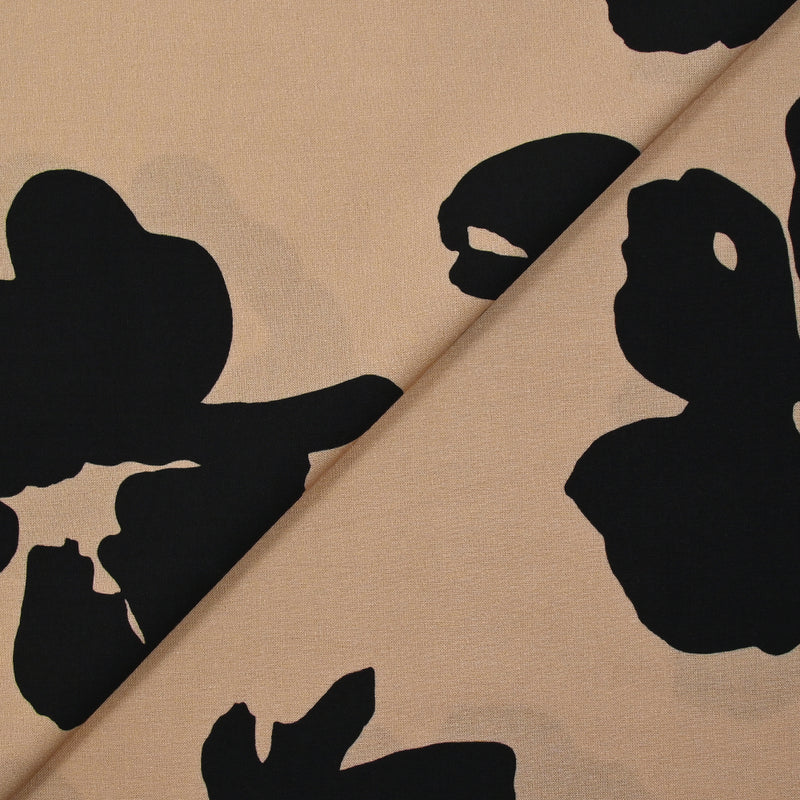 Viscose imprimée tache de fleurs fond beige