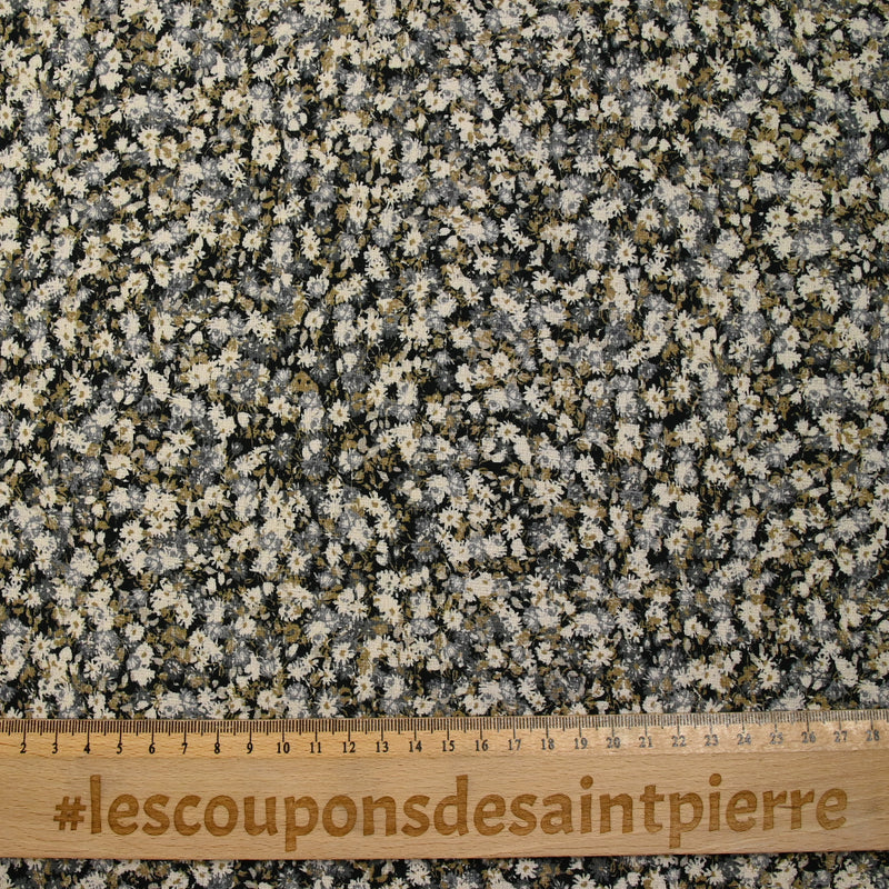 Viscose imprimée fleurs d'automne kaki, gris et écru fond noir