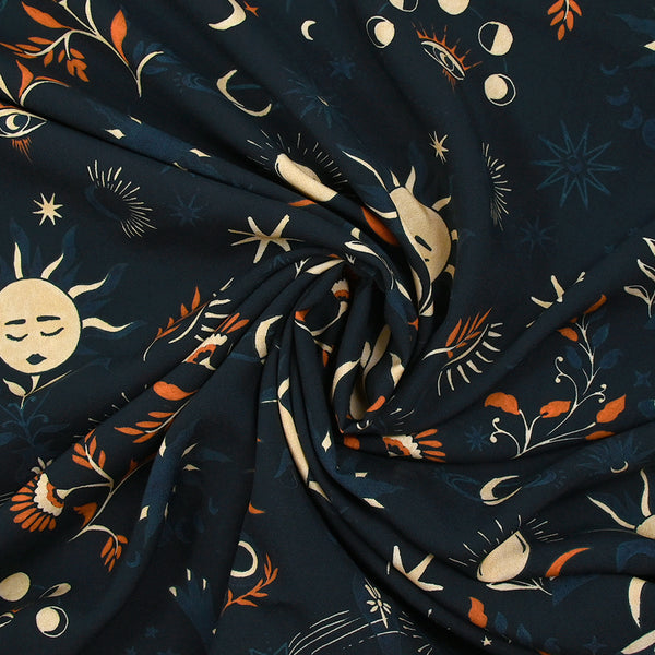Viscose imprimée nuit astrale fond bleu nuit