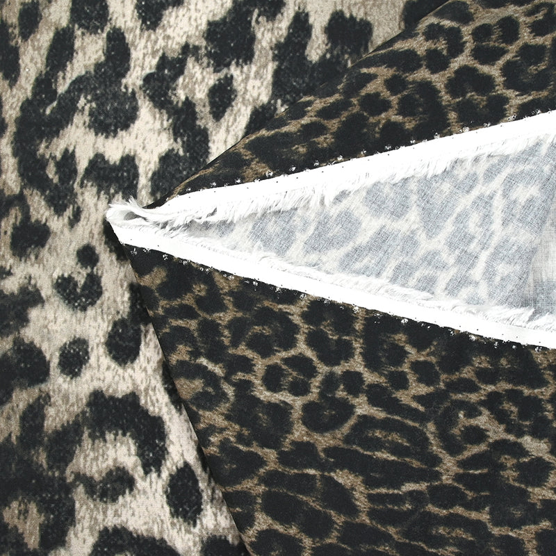 Viscose imprimée flou animal fond taupe