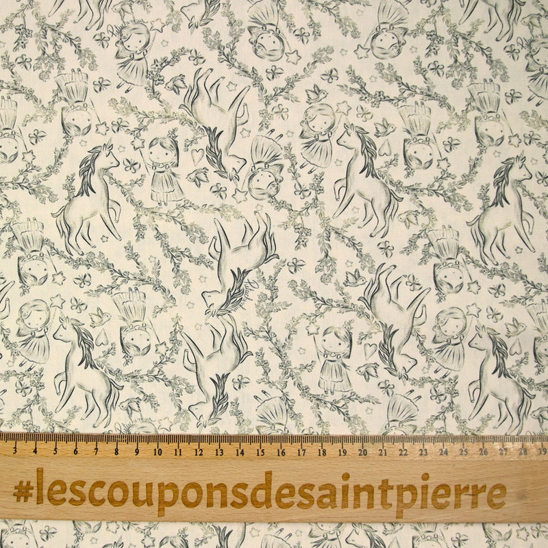 Coton imprimé fille et petit poney fond beige