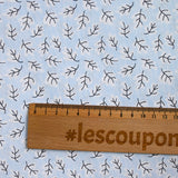 Popeline polycoton imprimée rayée et branche fond bleu
