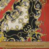 Twill de polyester satiné imprimé moulures baroques fond rouge