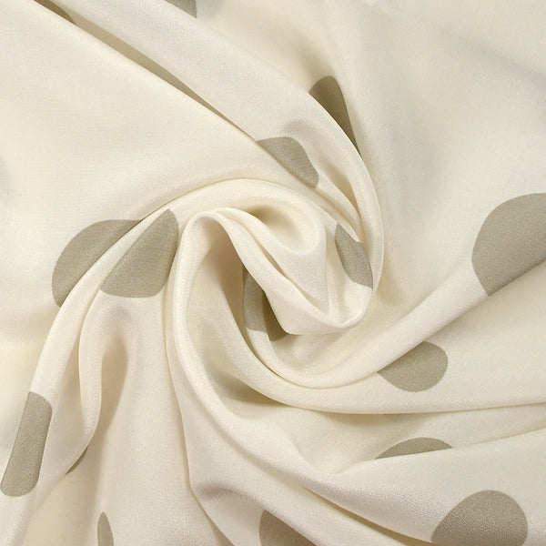Crêpe de China 100% Silk printed with Grège Fond White Broken