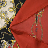 Twill de polyester satiné imprimé moulures baroques fond rouge