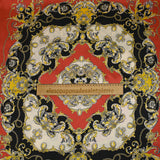 Twill de polyester satiné imprimé moulures baroques fond rouge