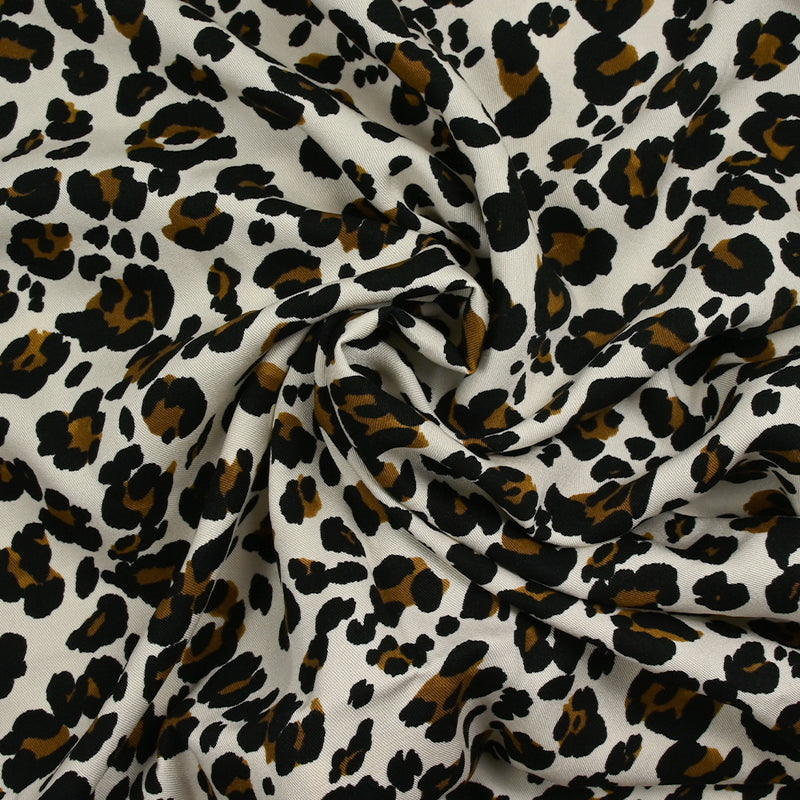 Twill de viscose imprimé léopard fond écru