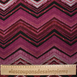 Maille Milano polyviscose chevron fantaisie magenta fond noir