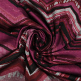 Maille Milano polyviscose chevron fantaisie magenta fond noir