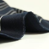 Sergé de laine rayé noir et gris fond marine