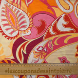 Crêpe satin de viscose cachemire ensoleillé fond jaune beurre