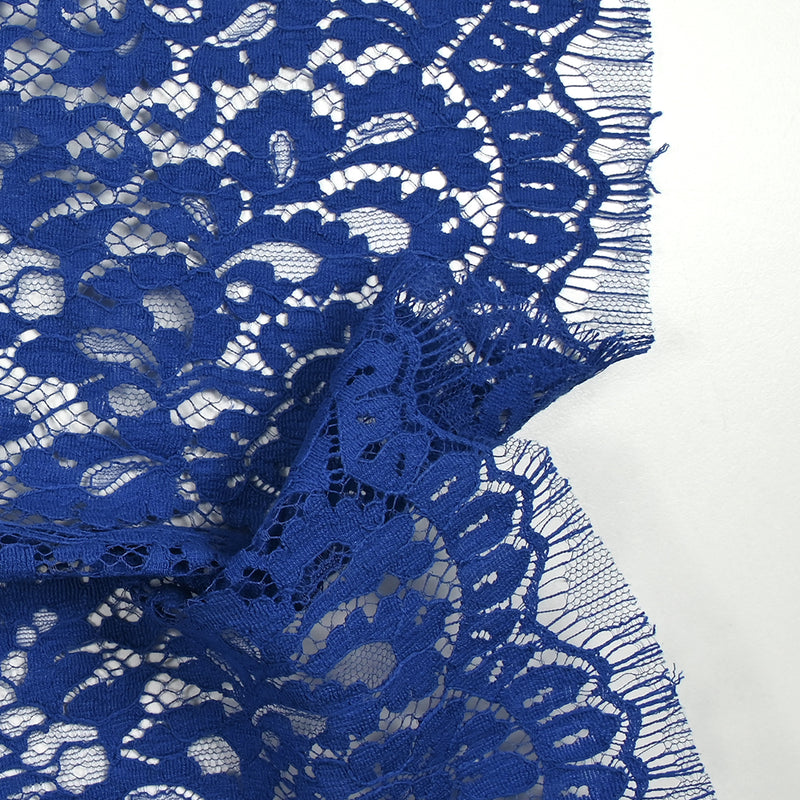 Dentelle de Calais® Luna bleu au mètre