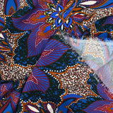 Viscose imprimée Salsa de fleurs lie de vin fond bleu