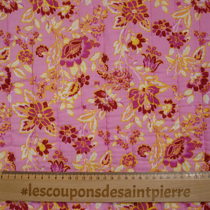 Double gaze matelassée double face indien Bihar fond rose et blanc au mètre