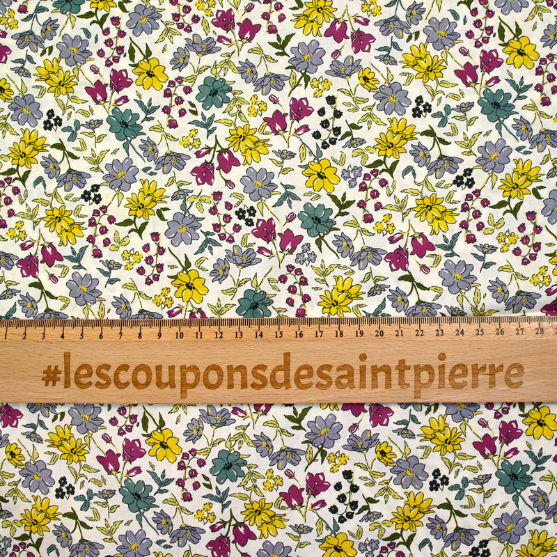Coton imprimé Vittoria fleurs gris et miel vintage fond écru au mètre