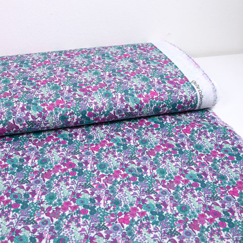 Coton imprimé Matilde fleurs canard et fuchsia au mètre