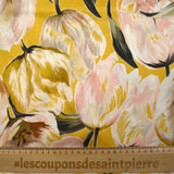 Satin de soie imprimé tulipes sauvages fond moutarde