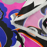 Satin de soie imprimé paisley indigo, magenta et orange
