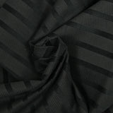 Gabardina de algodón con banda de terciopelo negro
