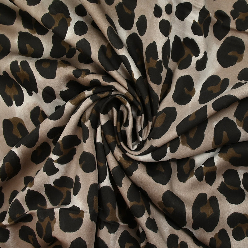 Satin de viscose imprimé léopard fond taupe et grège