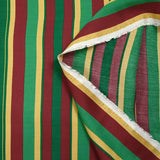 Estampado de sarga de viscosa a rayas burdeos, verde prado y dorado