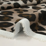 Satin de viscose imprimé léopard fond taupe et grège