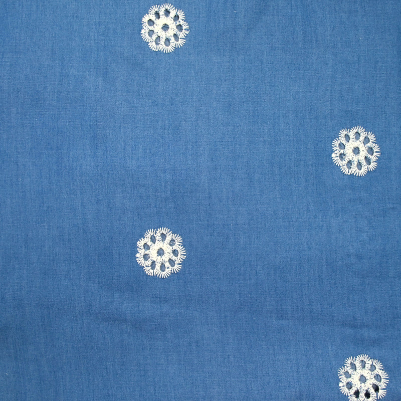 Chambray de viscose brodé bleu