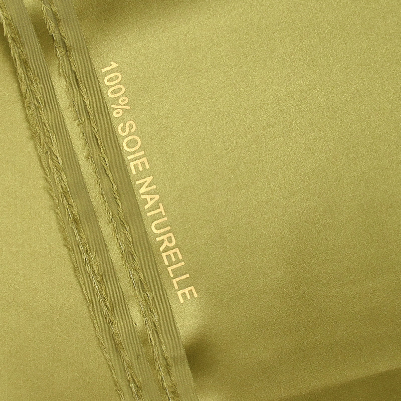 Satin de soie 100% vert tilleul