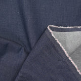 Vaqueros claros de algodón y seda azul oscuro