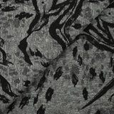 Jacquard de laine mélangée érosion animale noir et gris