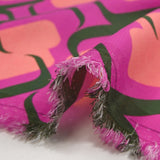 Crêpe polyester imprimé seventies fond violet