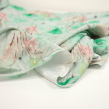 Satin imprimé et pois polyester forêt fond vert