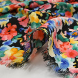 Microfibre imprimée polyester fleurs Nadège fond noir