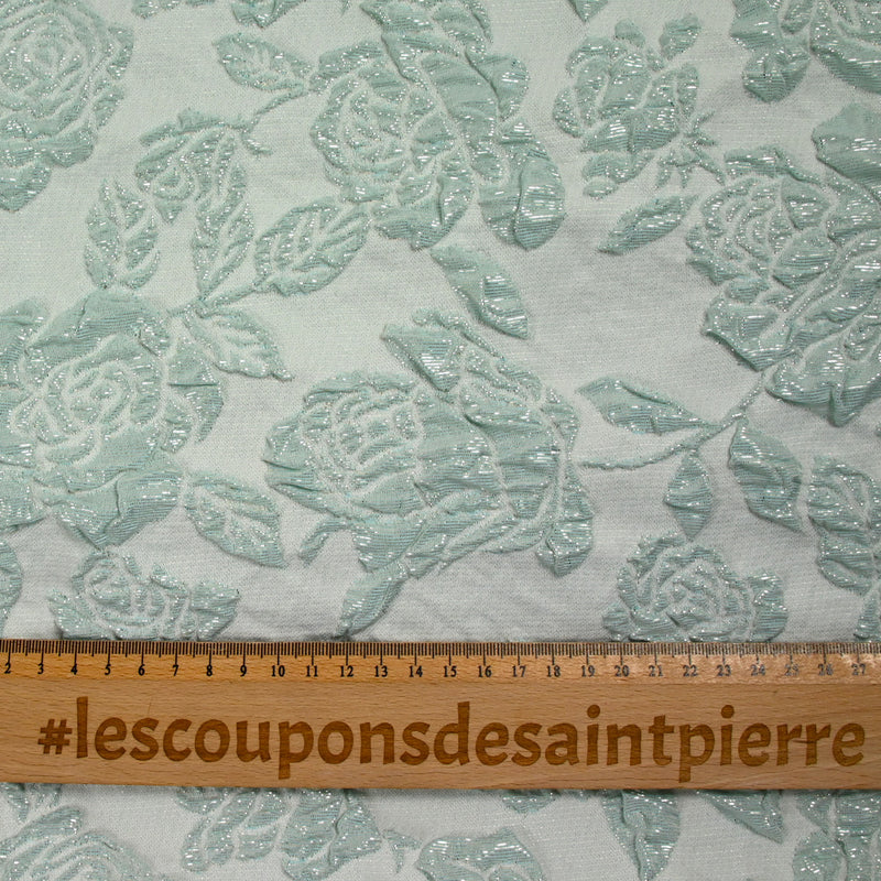 Brocart polyester rosier fond menthe givré