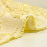 Brocart polyester rosier fond jaune