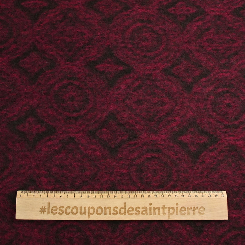 100% boiled wool black and wine moldings