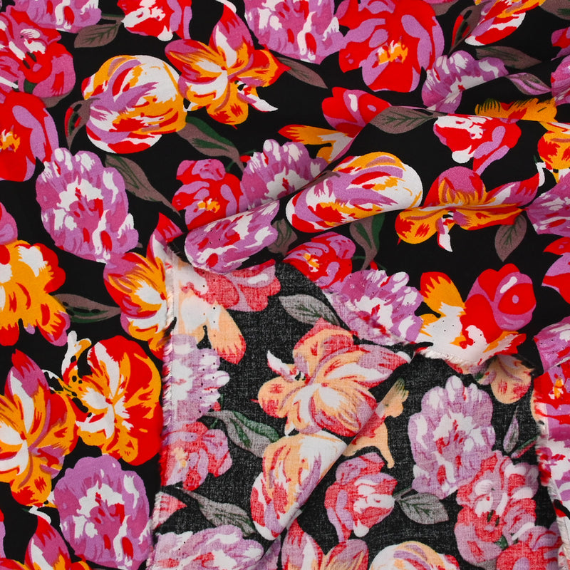 Viscose imprimée jardin d’aquarelle rose fond noir