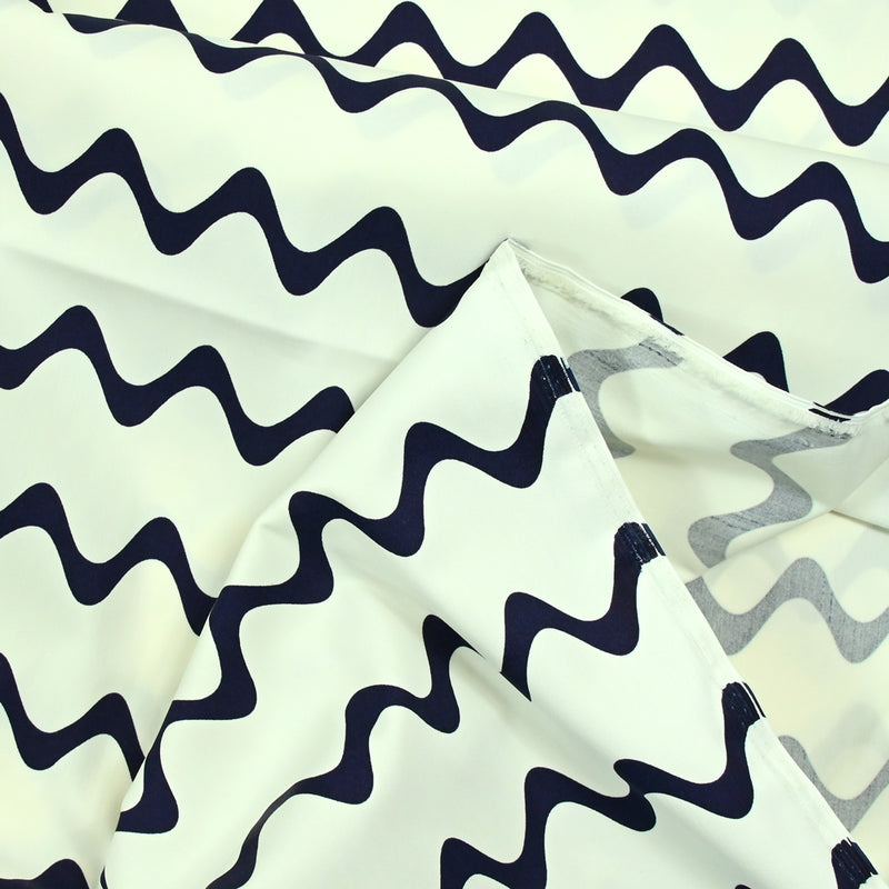 Cotton satin elastane wave marine white background