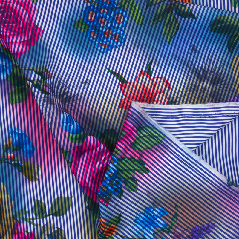 Polyester tissé teint Roxane imprimé rayures bleues