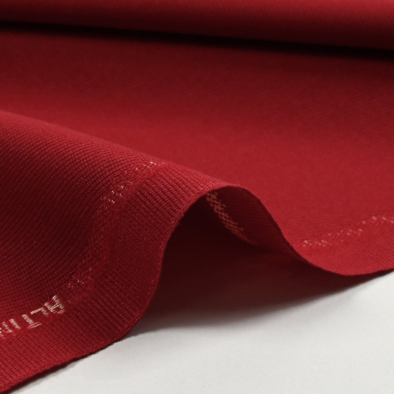 Red chick -shaped woolen fabric