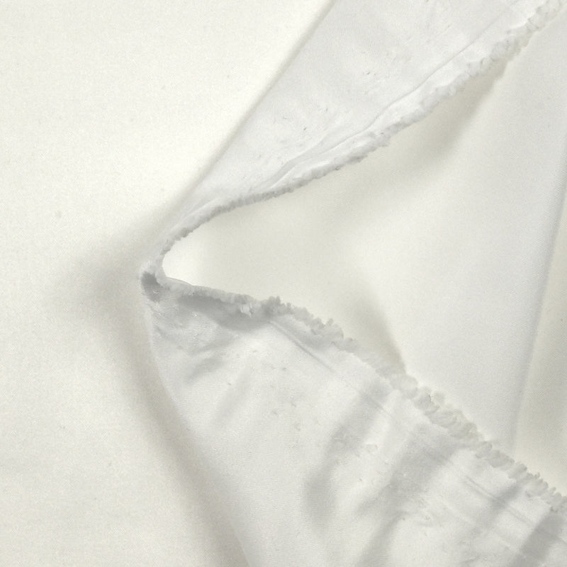 Satin de polyester léger blanc