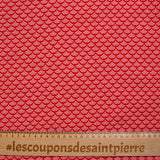 Popeline de coton imprimée coquillage fond rouge